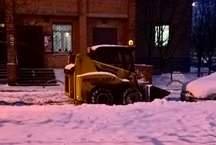 Уборка снега, Ново-Спортивная 10